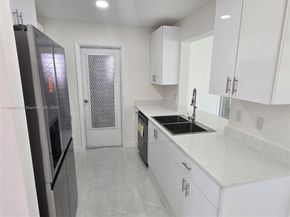 600 SW 8th Pl, Boynton Beach FL 33426