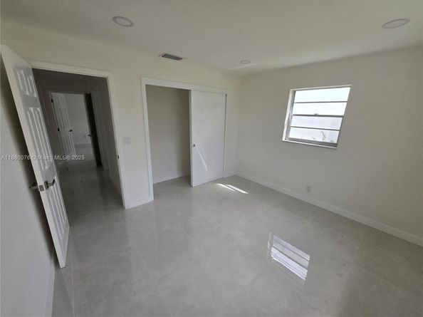 600 SW 8th Pl, Boynton Beach FL 33426