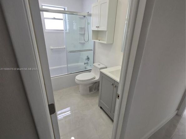 600 SW 8th Pl, Boynton Beach FL 33426