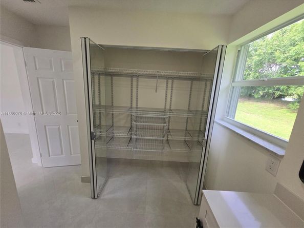 600 SW 8th Pl, Boynton Beach FL 33426