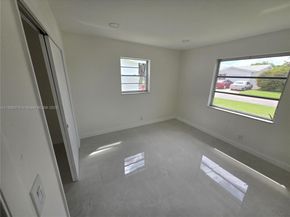 600 SW 8th Pl, Boynton Beach FL 33426
