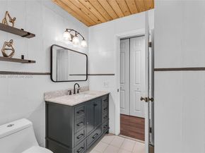 1551 NW 113th Ave, Pembroke Pines FL 33026