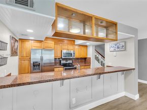 1551 NW 113th Ave, Pembroke Pines FL 33026