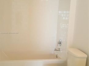 151 SE 1st St 1609, Miami FL 33131