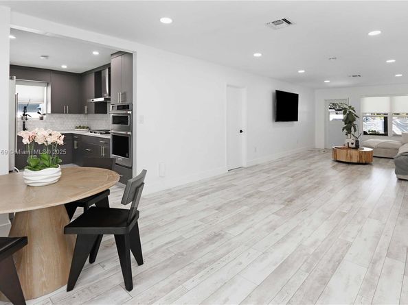 1611 Madison St, Hollywood FL 33020