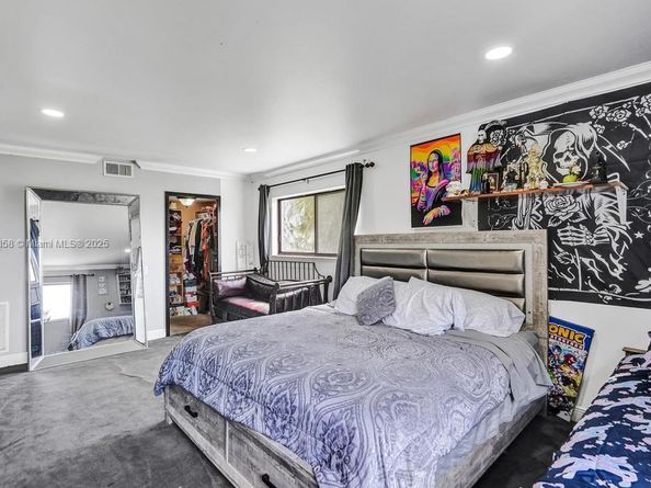 900 Crystal Lake Dr 2B, Deerfield Beach FL 33064