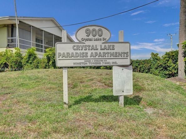900 Crystal Lake Dr 2B, Deerfield Beach FL 33064