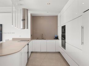 450 Alton Rd PH 4104, Miami Beach FL 33139