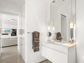 450 Alton Rd PH 4104, Miami Beach FL 33139