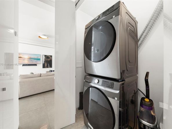 450 Alton Rd PH 4104, Miami Beach FL 33139