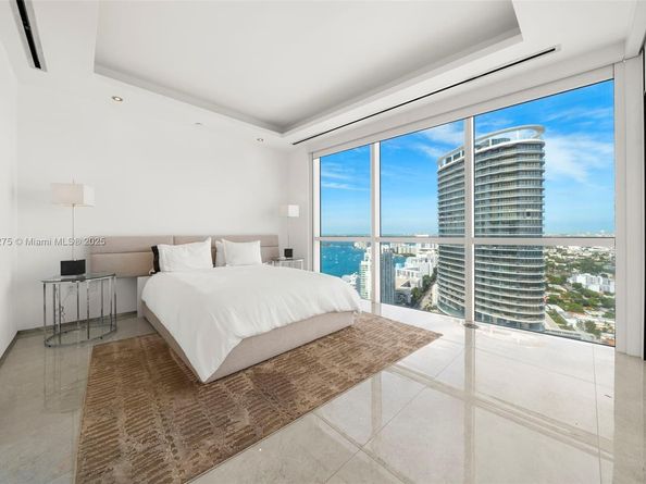 450 Alton Rd PH 4104, Miami Beach FL 33139