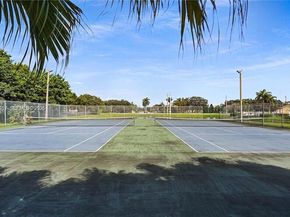 663 Vista Isles Dr 1711, Sunrise FL 33325