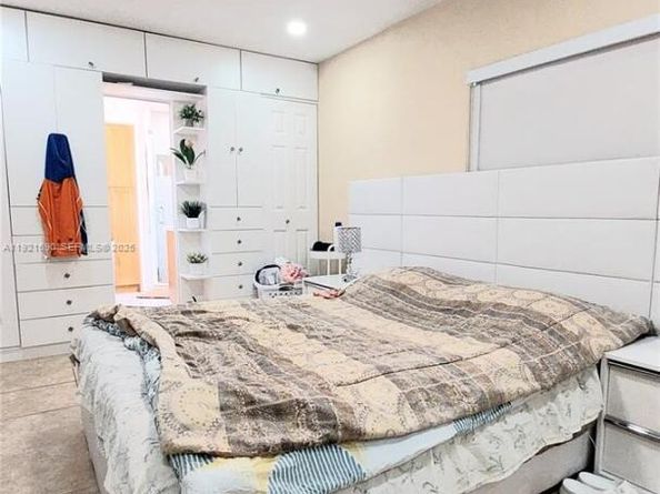 2145 SW 76th Ave, Miami FL 33155