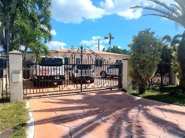 2145 SW 76th Ave, Miami FL 33155