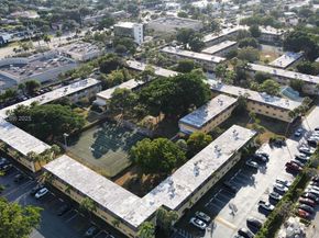 5174 NE 6th Ave 520, Oakland Park FL 33334