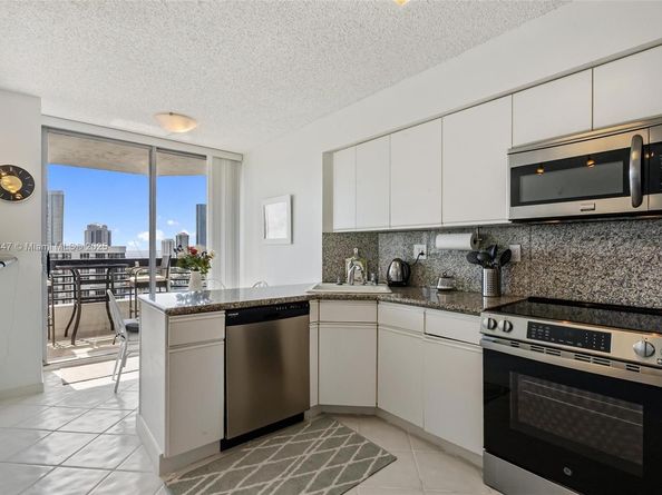 3530 Mystic Pointe Dr 2014, Aventura FL 33180