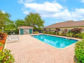 7602 NW 99th Ter, Tamarac FL 33321