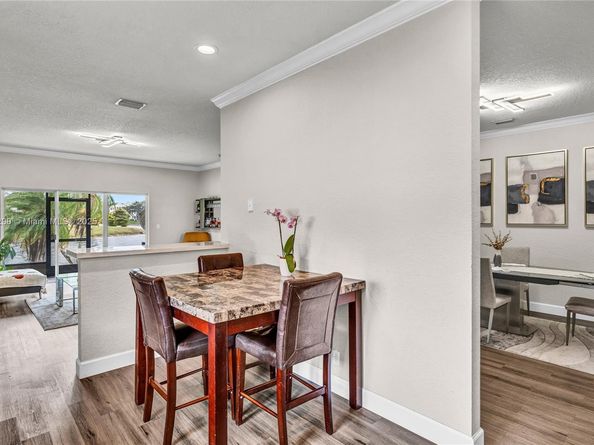 7602 NW 99th Ter, Tamarac FL 33321