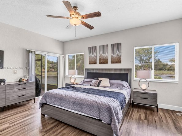 7602 NW 99th Ter, Tamarac FL 33321