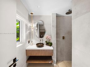 244 W San Marino Dr, Miami Beach FL 33139