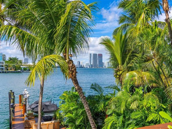 244 W San Marino Dr, Miami Beach FL 33139