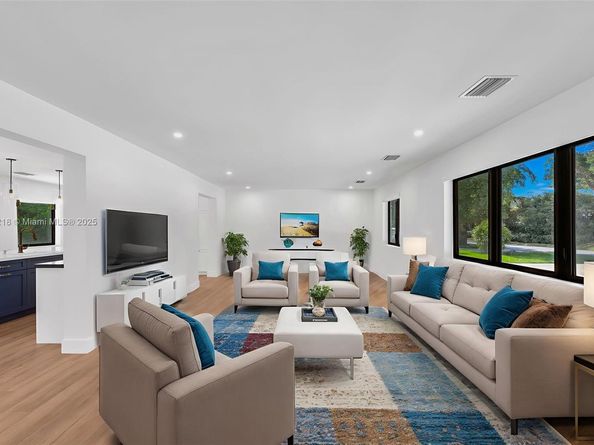 1460 Campamento Ave, Coral Gables FL 33156