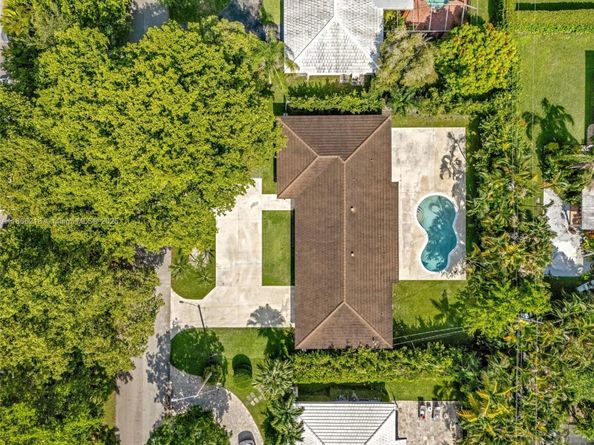 1460 Campamento Ave, Coral Gables FL 33156