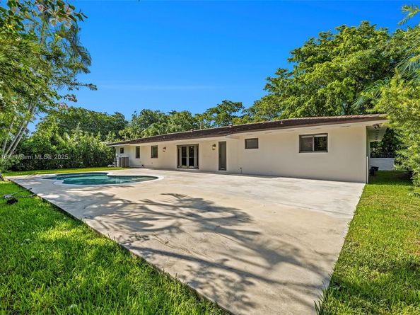 1460 Campamento Ave, Coral Gables FL 33156