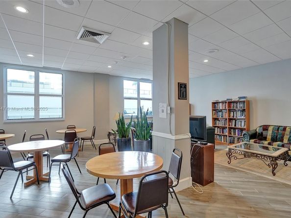 4250 Galt Ocean Dr 4P, Fort Lauderdale FL 33308