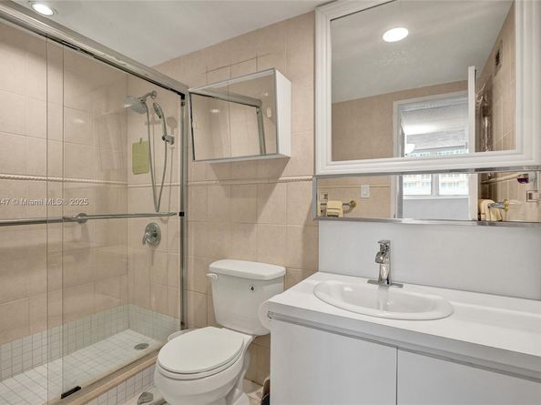 4250 Galt Ocean Dr 4P, Fort Lauderdale FL 33308