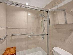 4250 Galt Ocean Dr 4P, Fort Lauderdale FL 33308