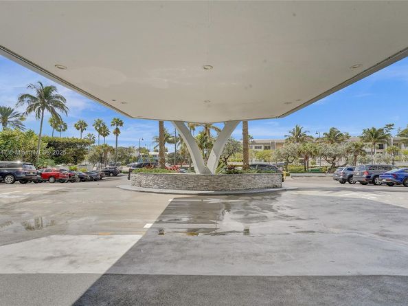 4250 Galt Ocean Dr 4P, Fort Lauderdale FL 33308