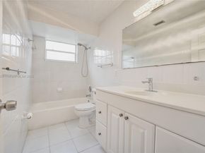 5861 NW 18th Ct, Sunrise FL 33313