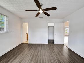 5861 NW 18th Ct, Sunrise FL 33313