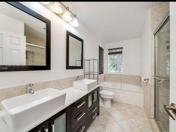 1125 Butternut Ln, Hollywood FL 33019