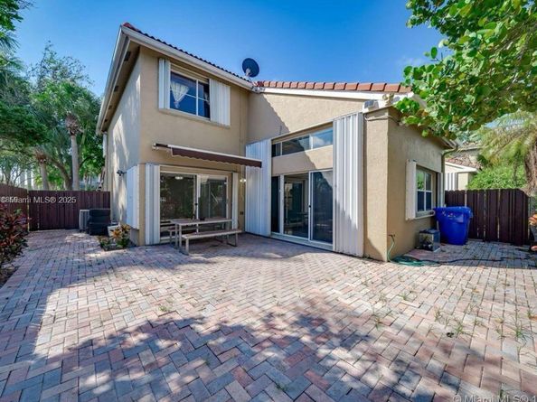 1125 Butternut Ln, Hollywood FL 33019