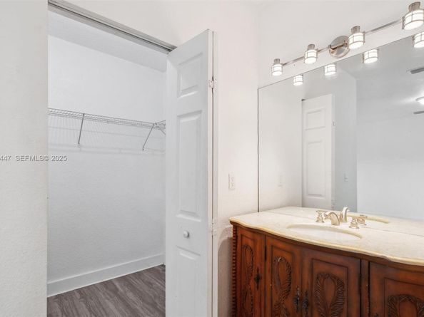 13225 SW 218th Ter, Miami FL 33170