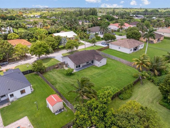 13225 SW 218th Ter, Miami FL 33170