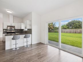 13225 SW 218th Ter, Miami FL 33170