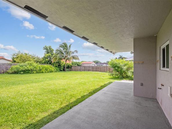 13225 SW 218th Ter, Miami FL 33170
