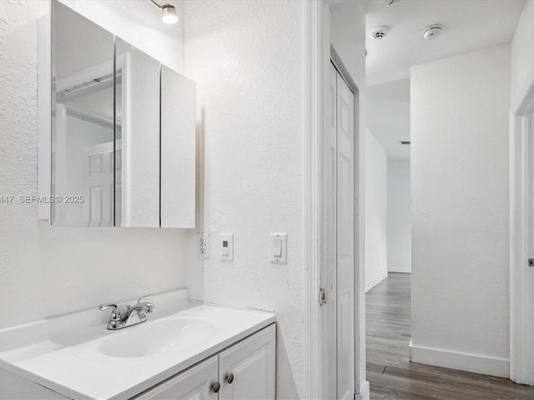 13225 SW 218th Ter, Miami FL 33170