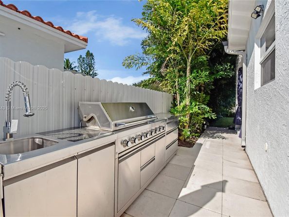 14441 S Biscayne River Rd, Miami FL 33161