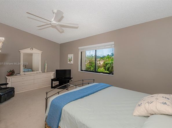 240 Captains Walk 5110, Delray Beach FL 33483