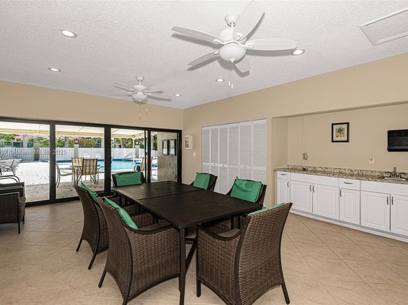 240 Captains Walk 5110, Delray Beach FL 33483