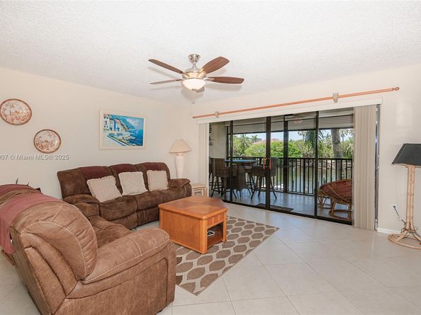 240 Captains Walk 5110, Delray Beach FL 33483