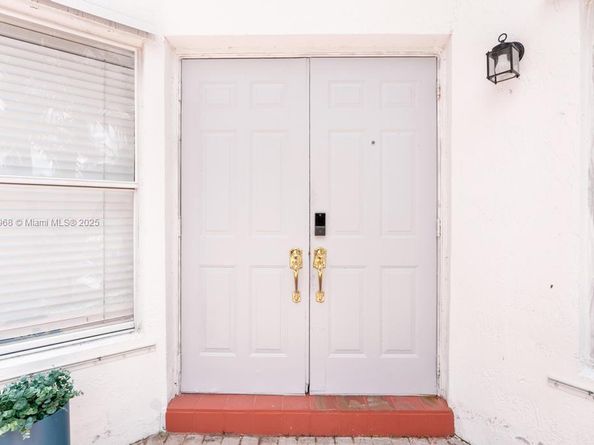 6987 Charlotte Ct, Margate FL 33063