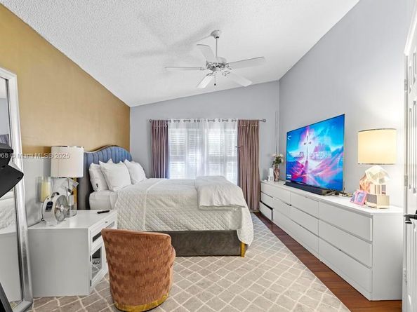 6987 Charlotte Ct, Margate FL 33063