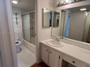 20301 W Country Club Dr 625, Aventura FL 33180