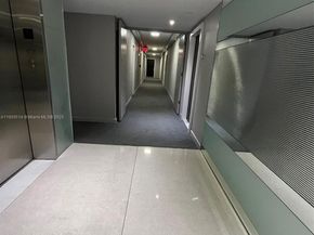 20301 W Country Club Dr 625, Aventura FL 33180