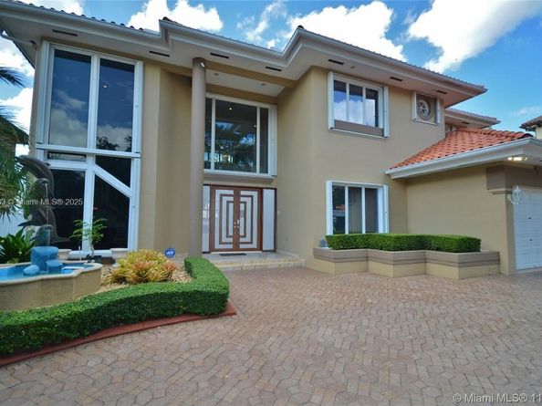16232 NW 79th Ave, Miami Lakes FL 33016